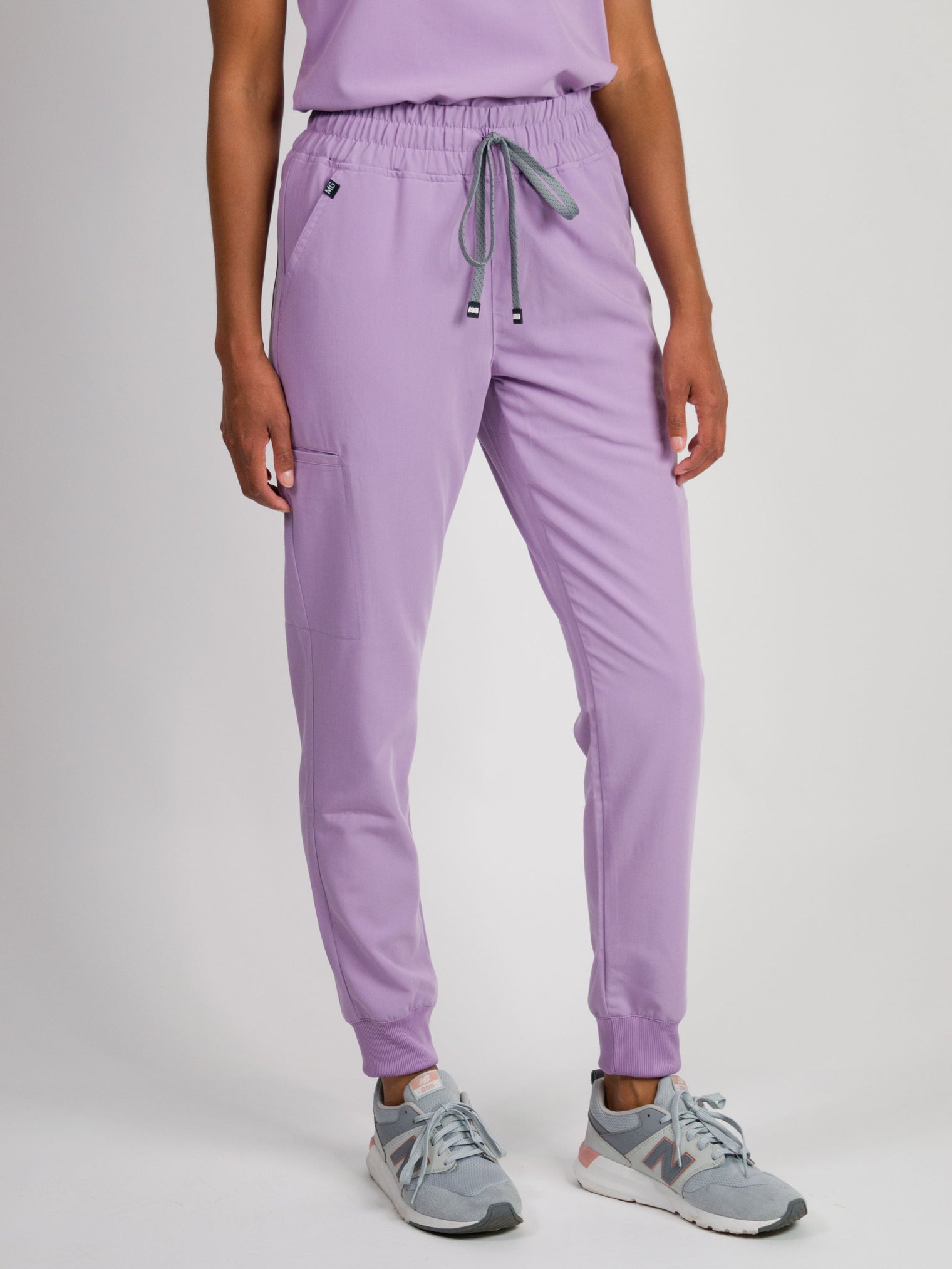 Madison | Mid-rise Slim Jogger Scrub Pants