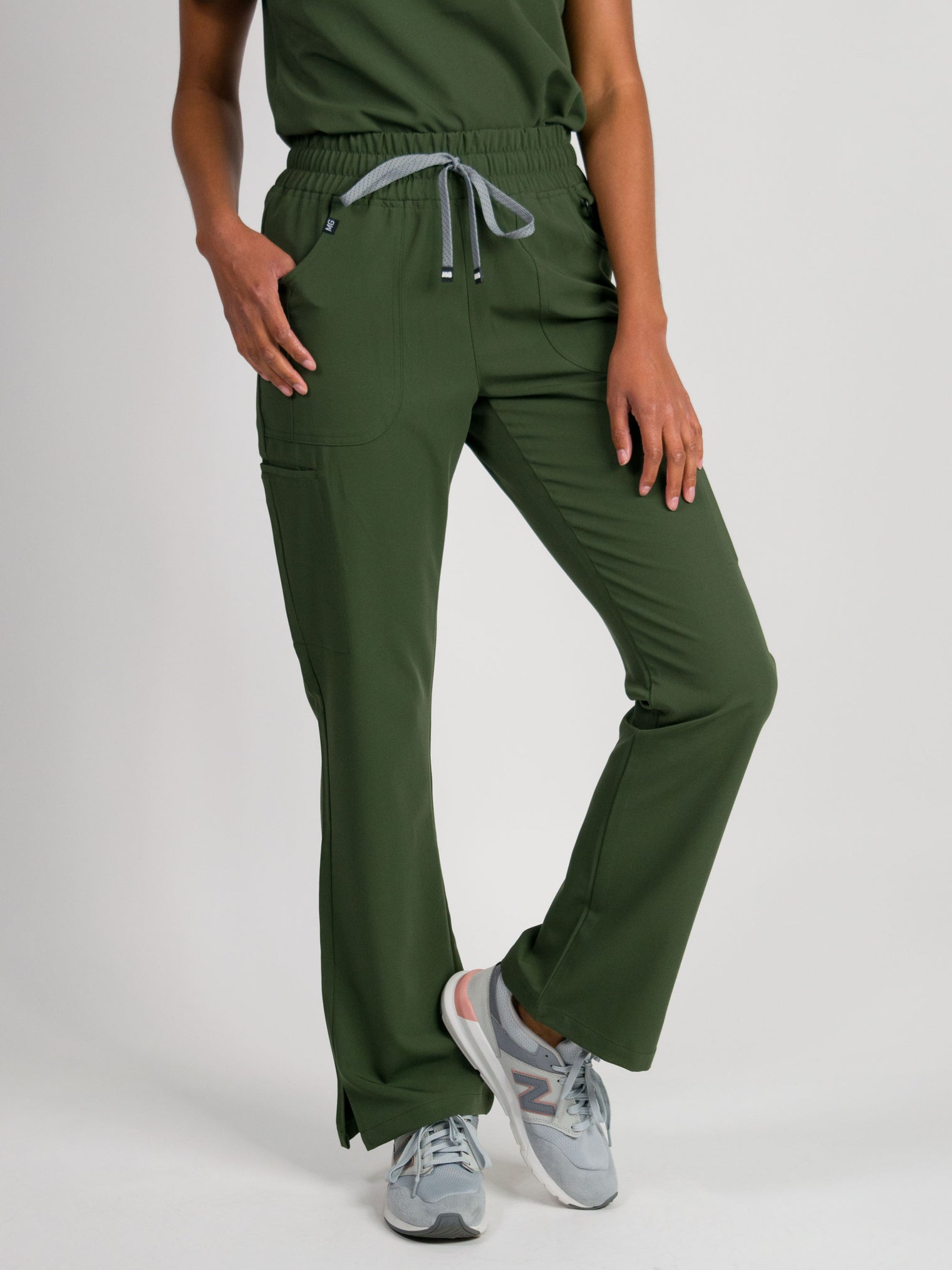 Sydney | High Waisted Flare Scrub Pants