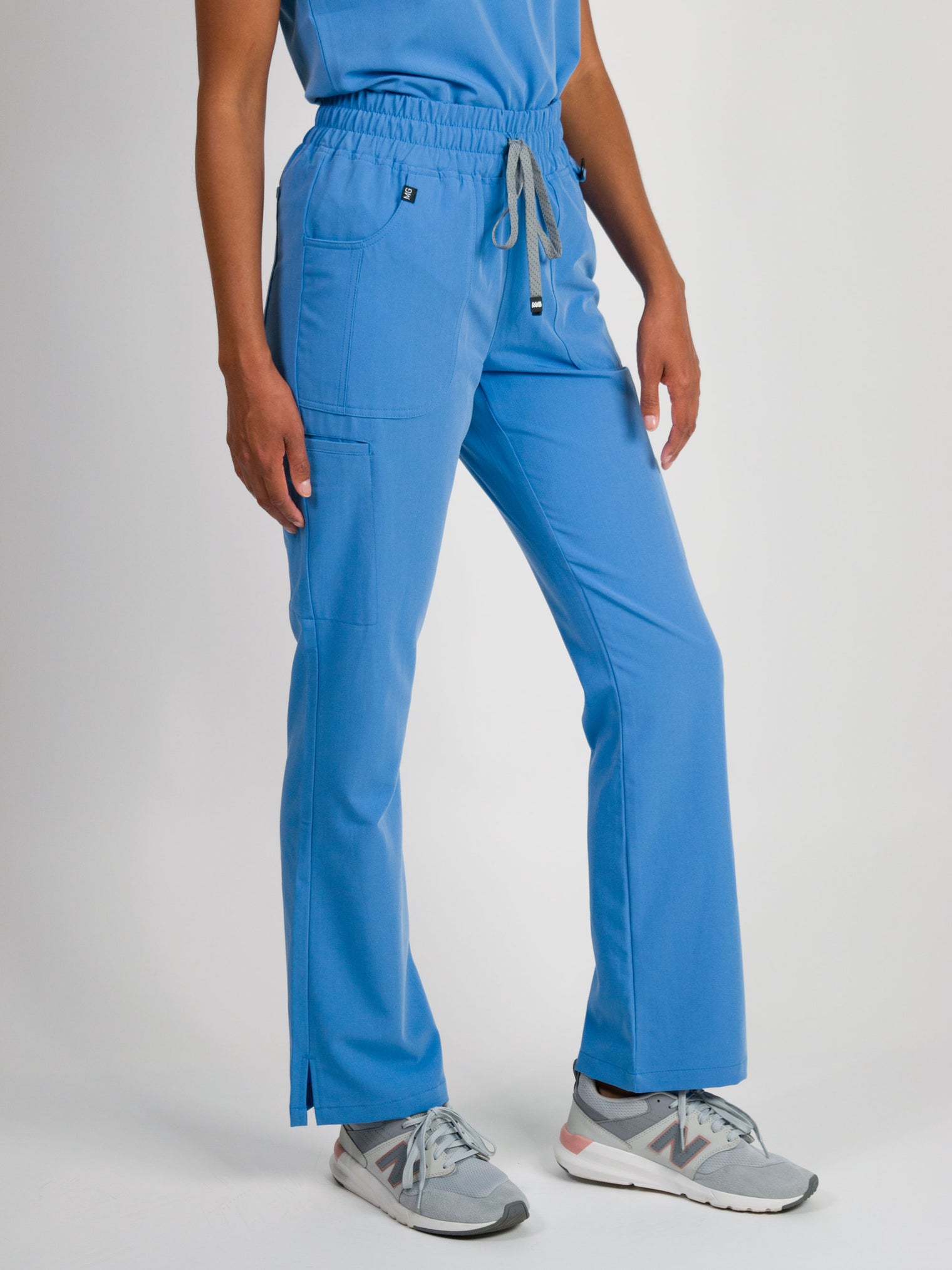 Sydney | High Waisted Flare Scrub Pants