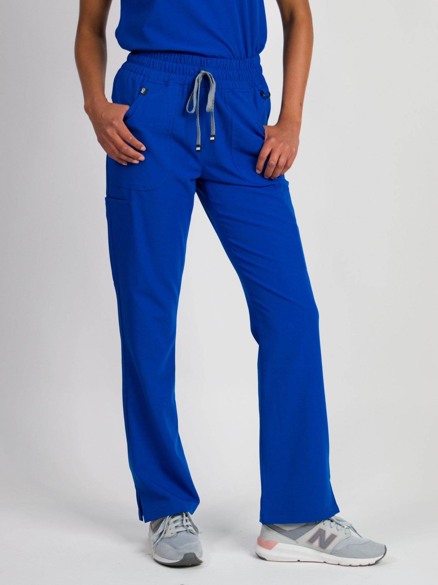 Sydney | High Waisted Flare Scrub Pants