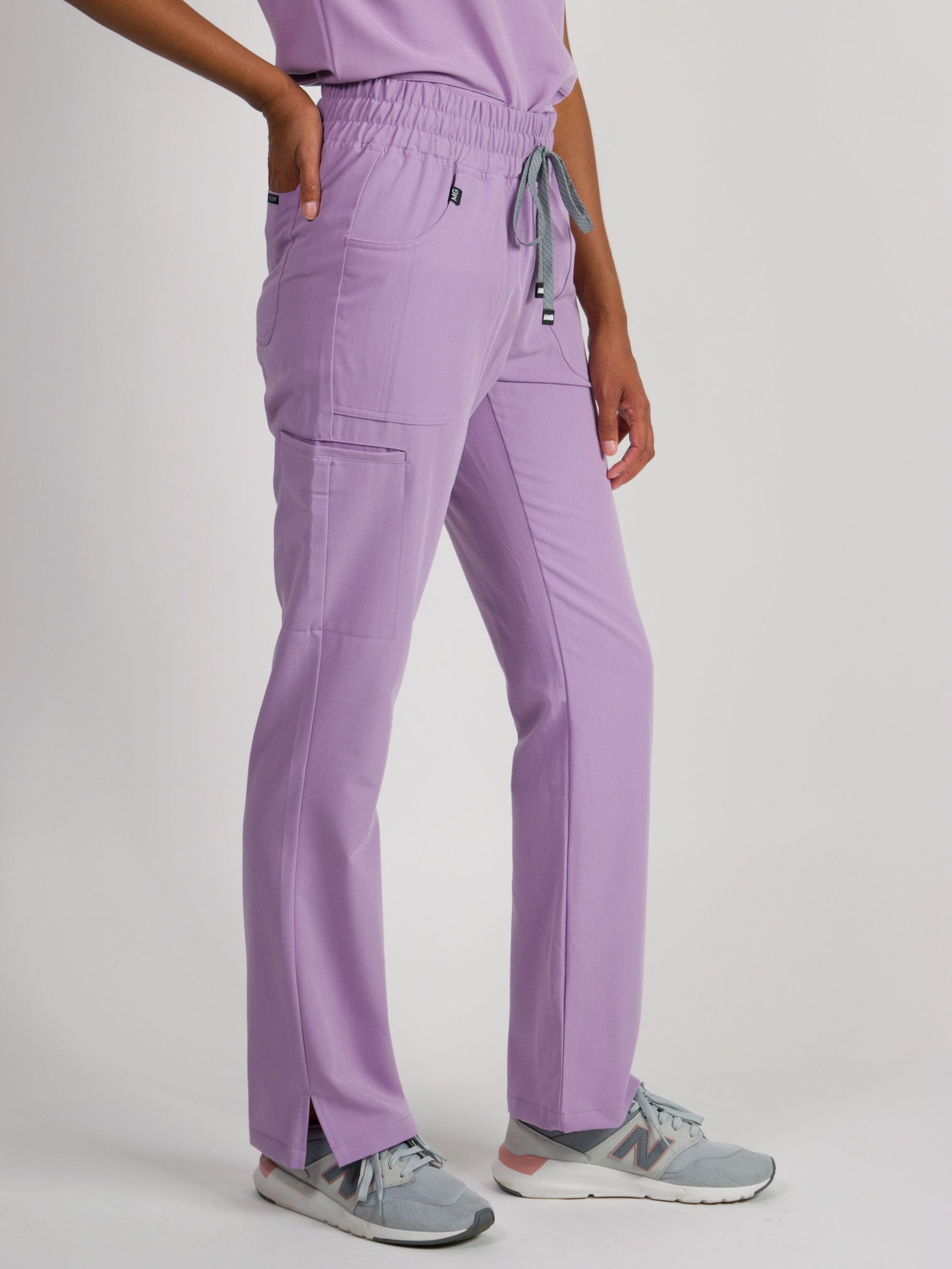 Sydney | High Waisted Flare Scrub Pants