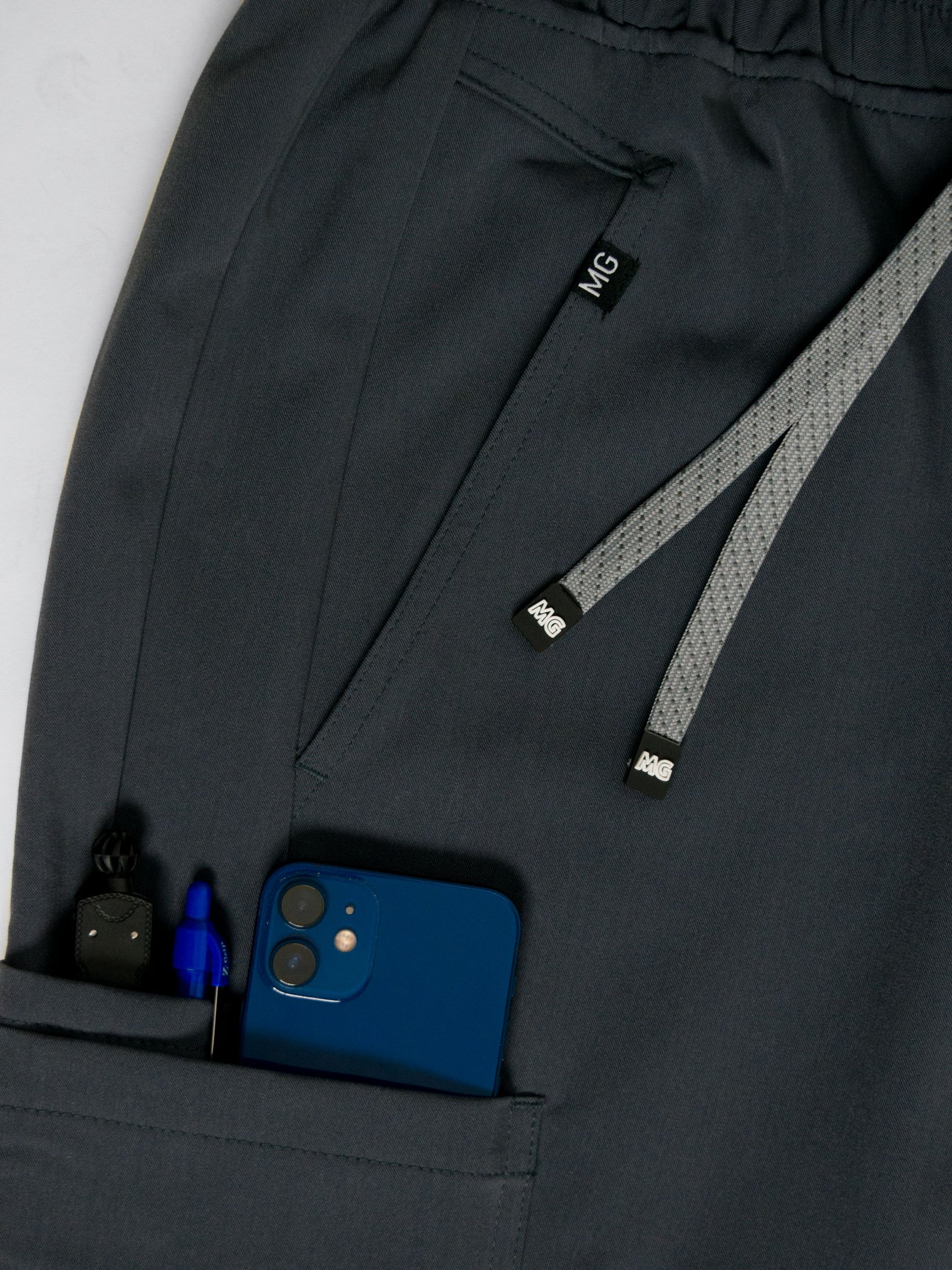 Alexander | 10-Pocket Straight Leg Pant