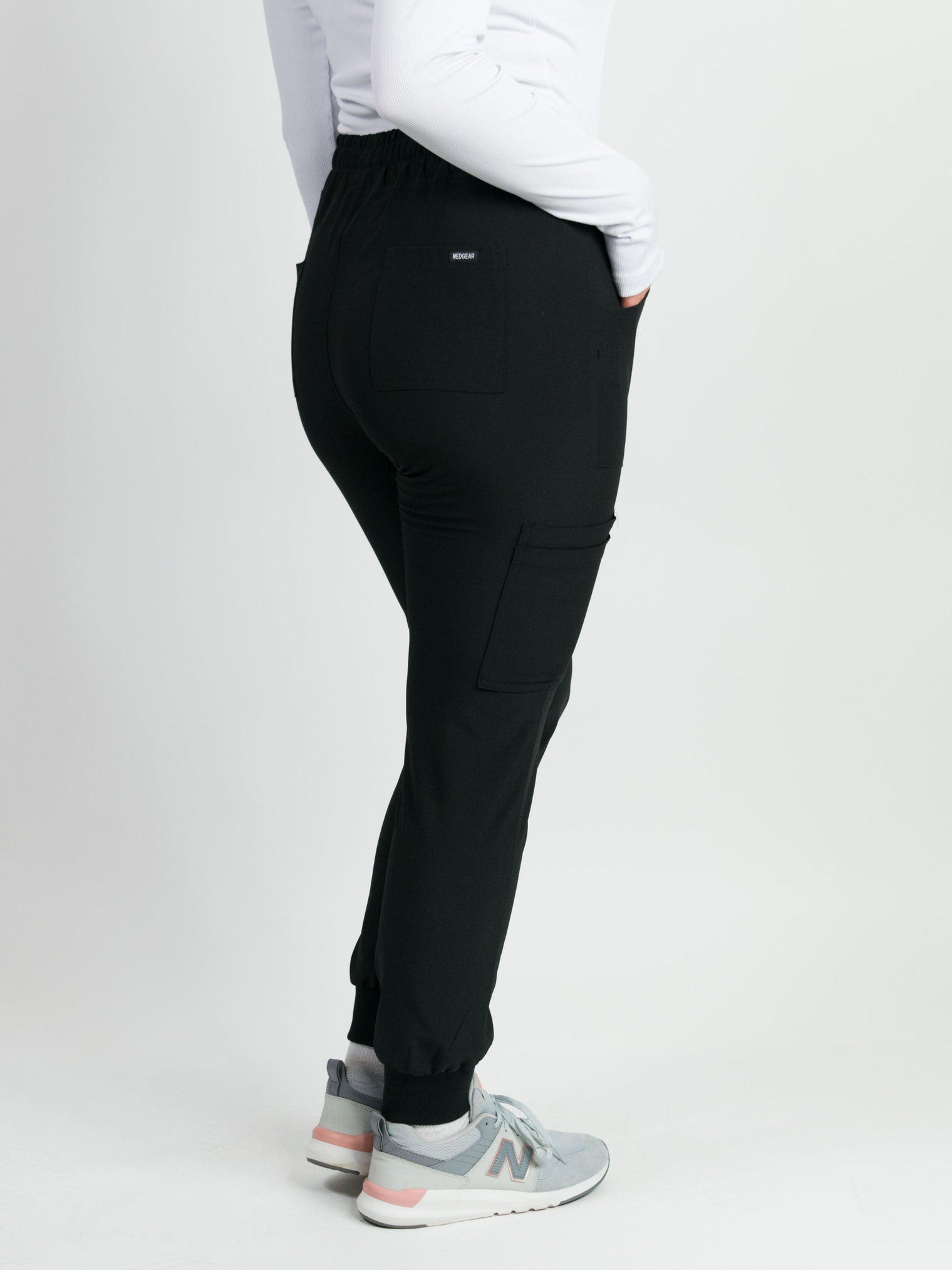 Jogger Scrubs Pant with 8 Pockets