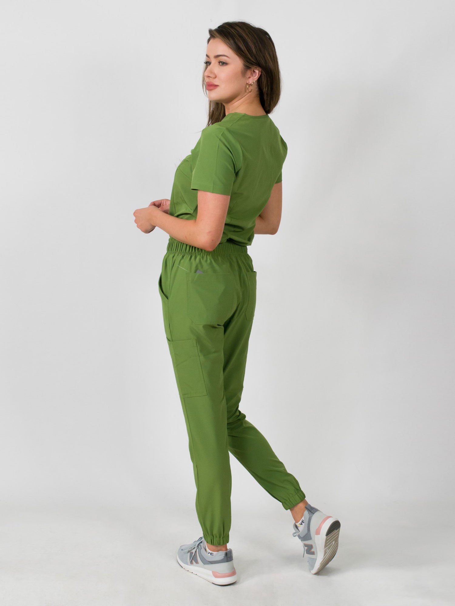 Olivia | 4 Pocket Top & Jogger Pant Scrubs Set