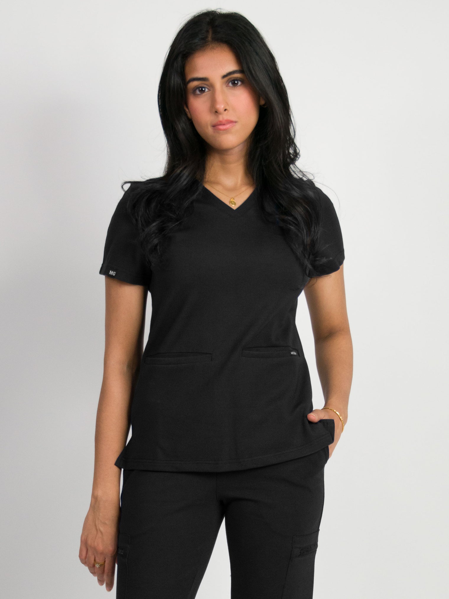 Sera | Ultra-Stretch Ponte Knit 2-Pocket Slim-Fit Scrub Top