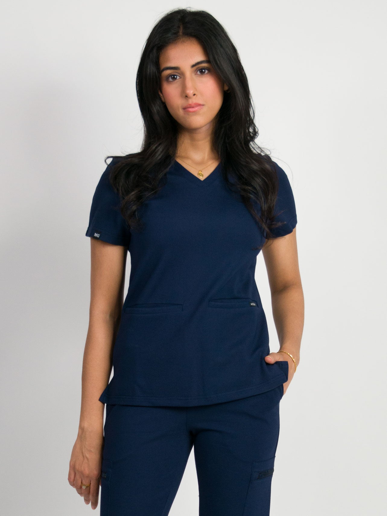 Sera | Ultra-Stretch Ponte Knit 2-Pocket Slim-Fit Scrub Top