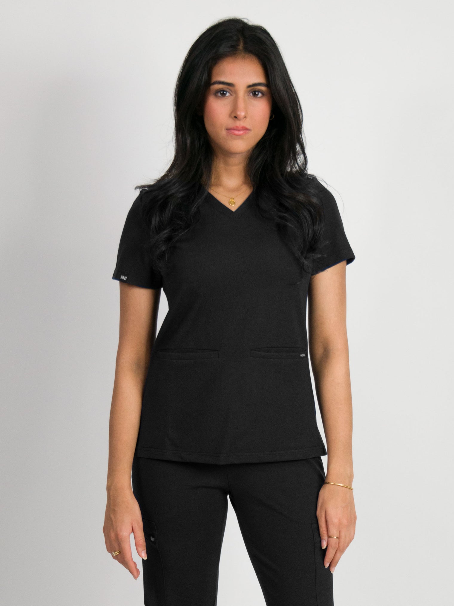 Sera | Ultra-Stretch Ponte Knit 2-Pocket Slim-Fit Scrub Top