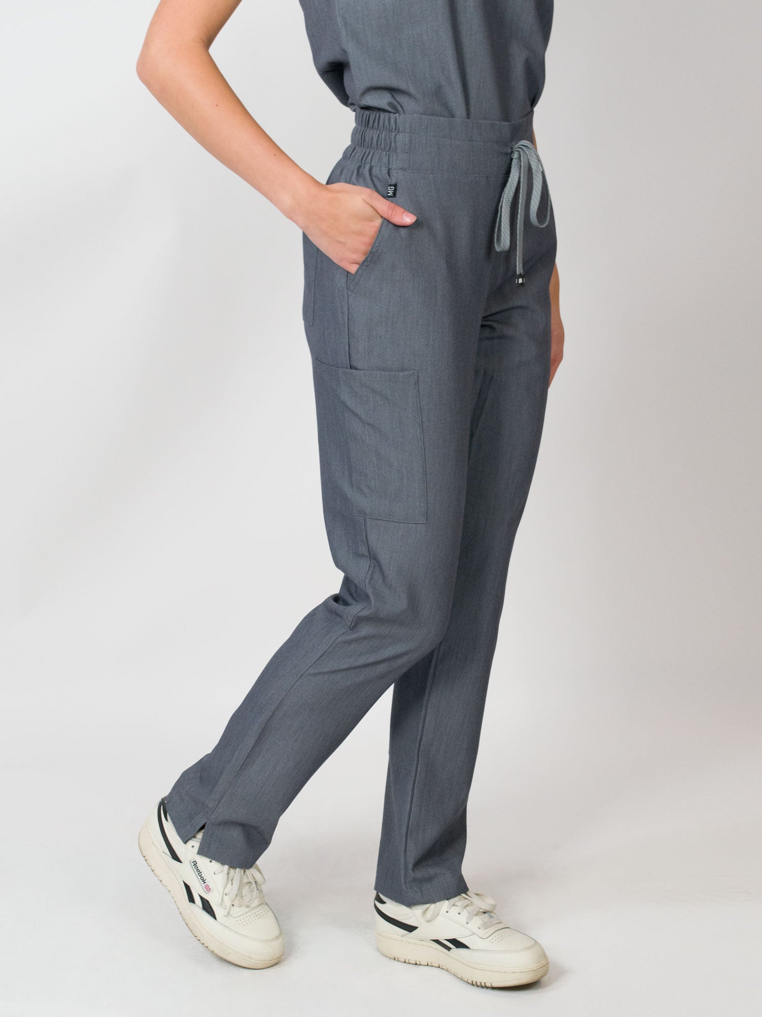 Ariana | Mid-rise Slim Straight Scrub Pants