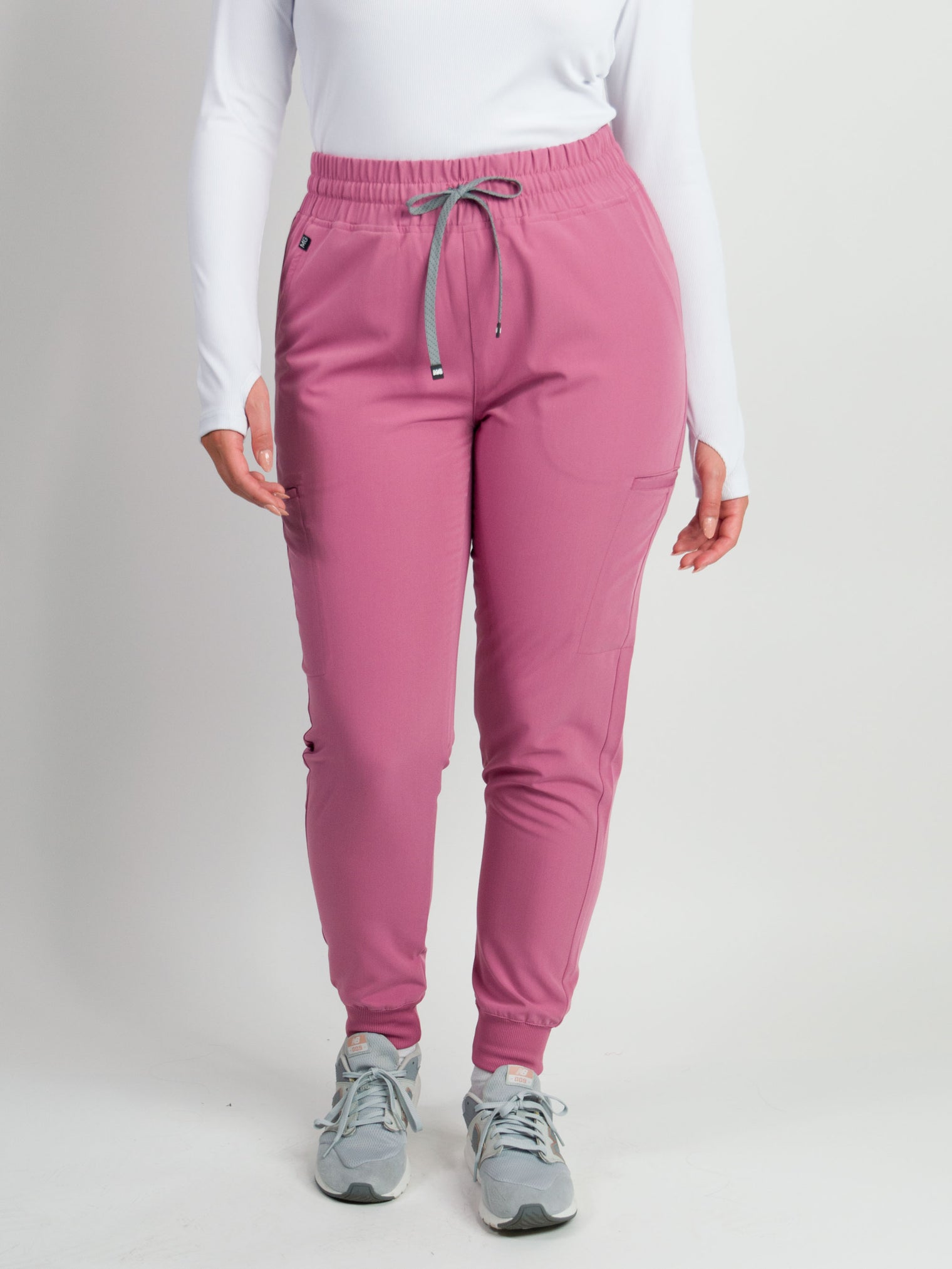 Madison | Mid-rise Slim Jogger Scrub Pants