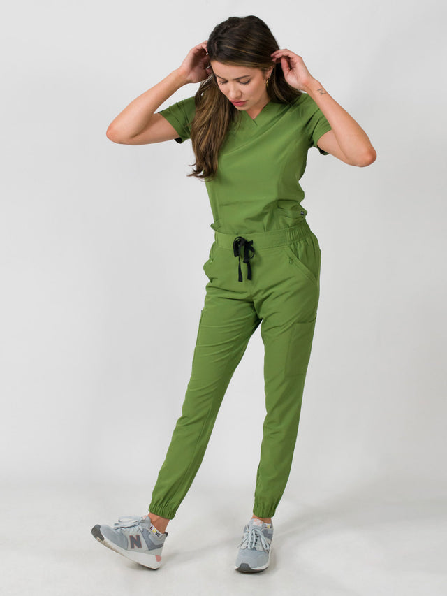 Olivia | 4 Pocket Top & Jogger Pant Scrubs Set