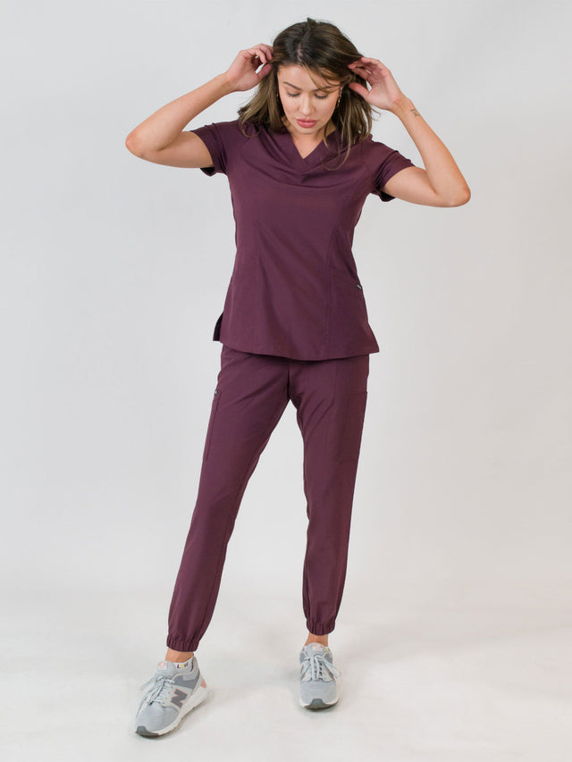 Olivia | 4 Pocket Top & Jogger Pant Scrubs Set