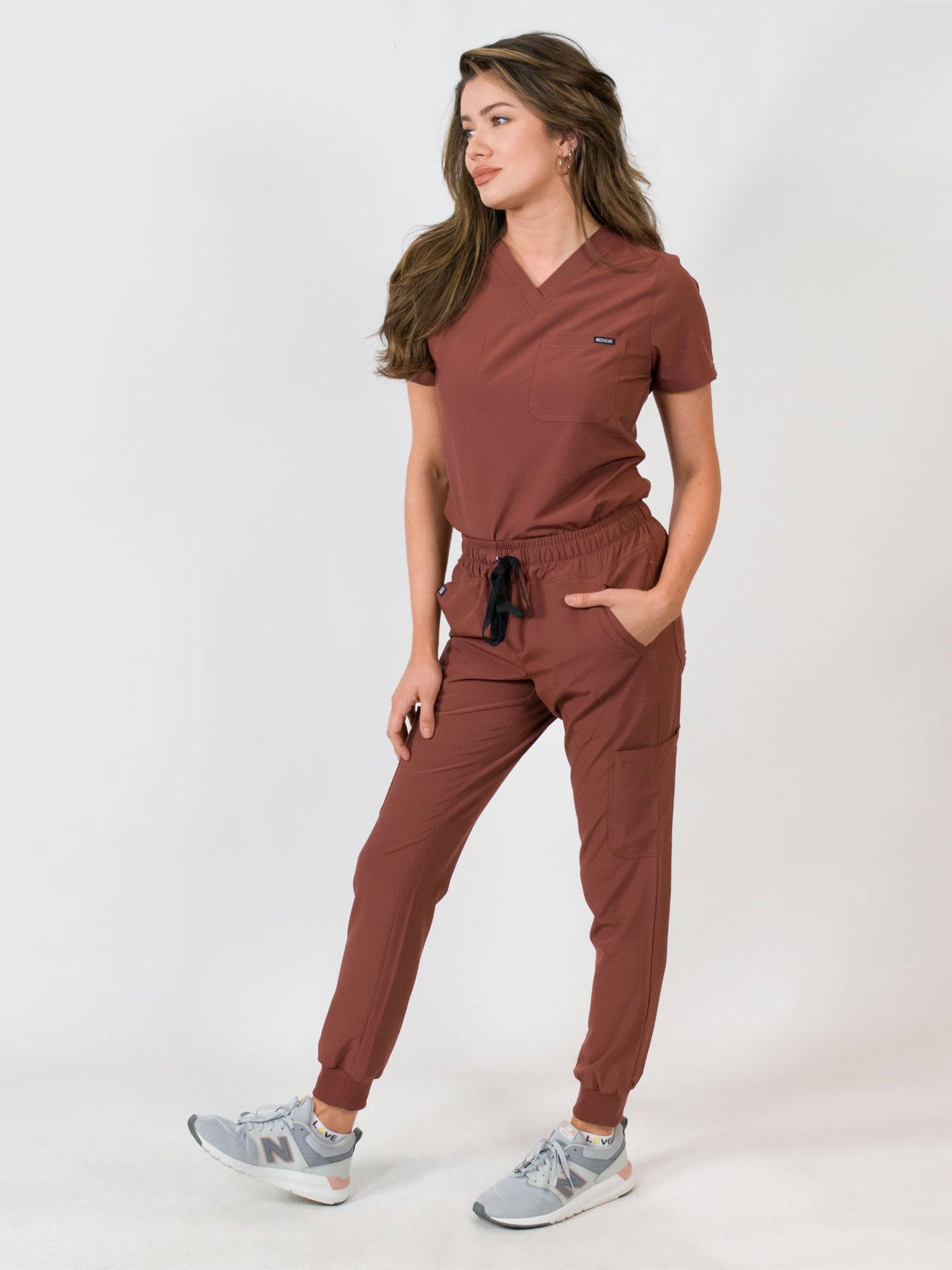 Aurora | One Pocket Top & Jogger Pants Scrubs Set