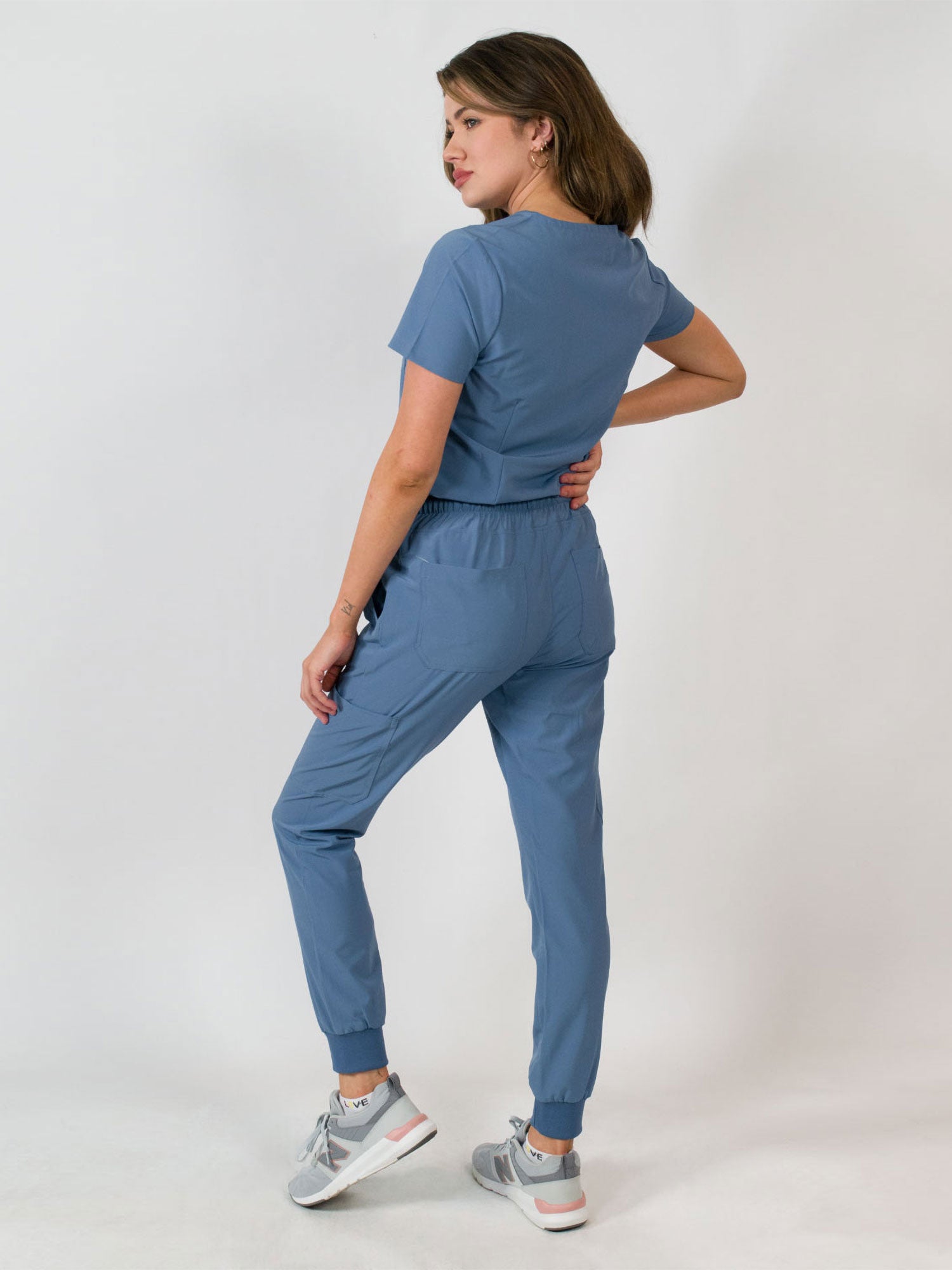 Aurora | One Pocket Top & Jogger Pants Scrubs Set