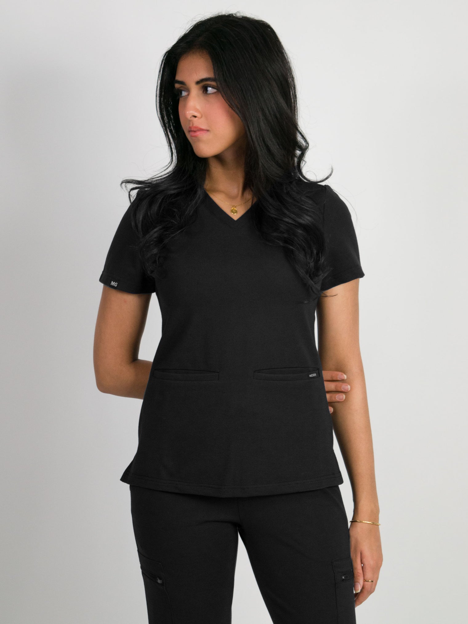 Sera | Ultra-Stretch Ponte Knit 2-Pocket Slim-Fit Scrub Top