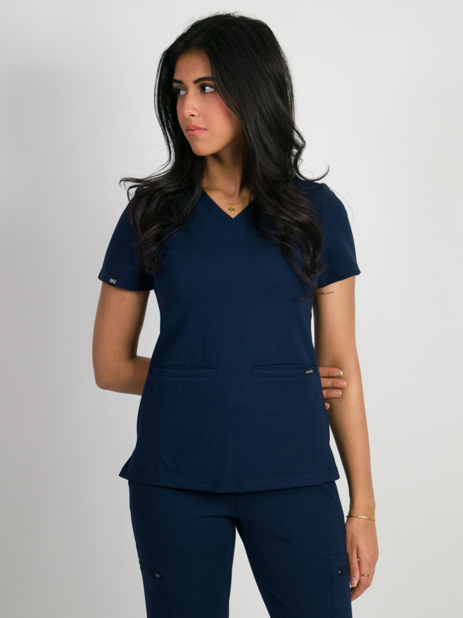 Sera | Ultra-Stretch Ponte Knit 2-Pocket Slim-Fit Scrub Top