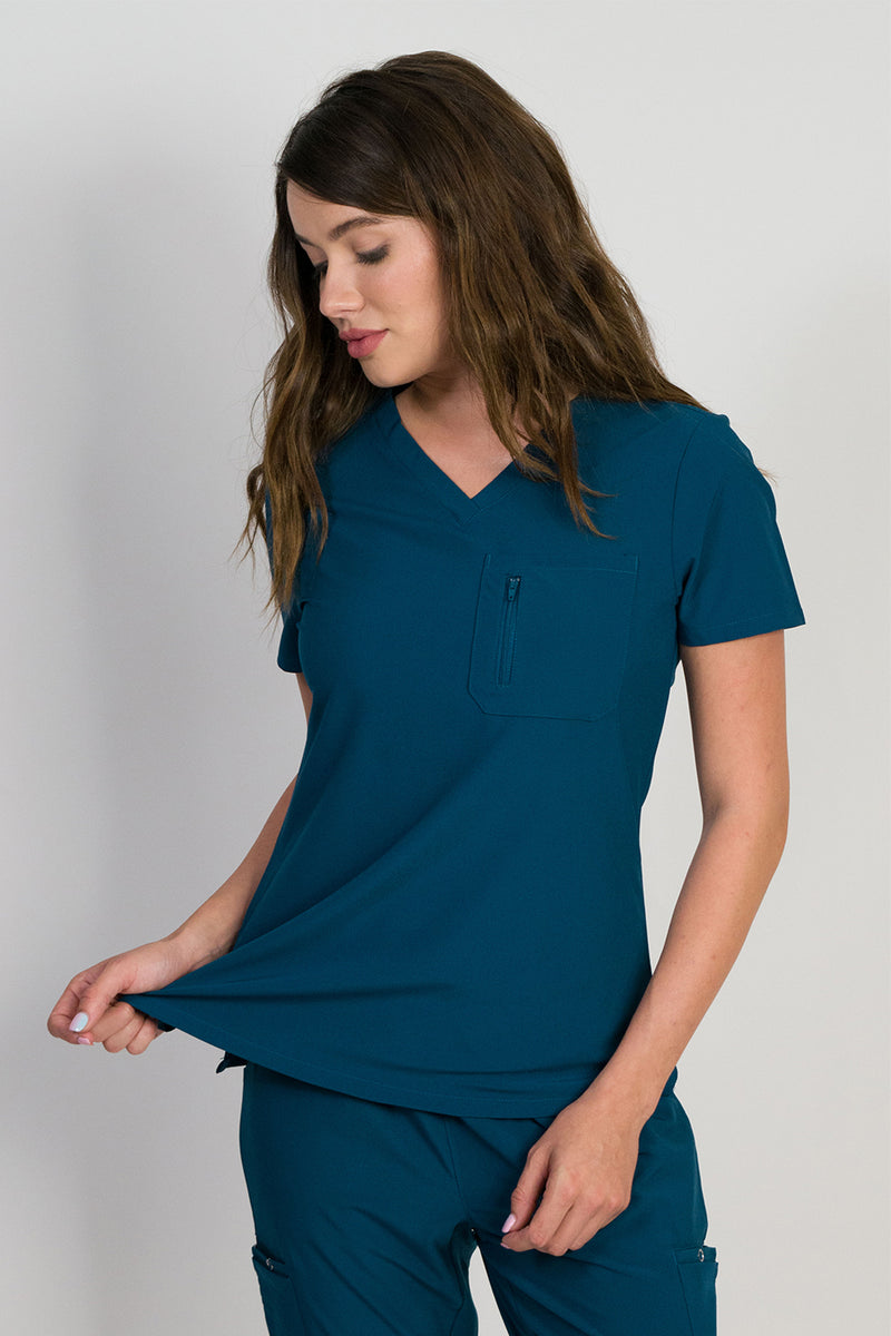 Newport | Women's 2-Pocket Chest Top