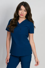 Newport | Women's 2-Pocket Chest Top